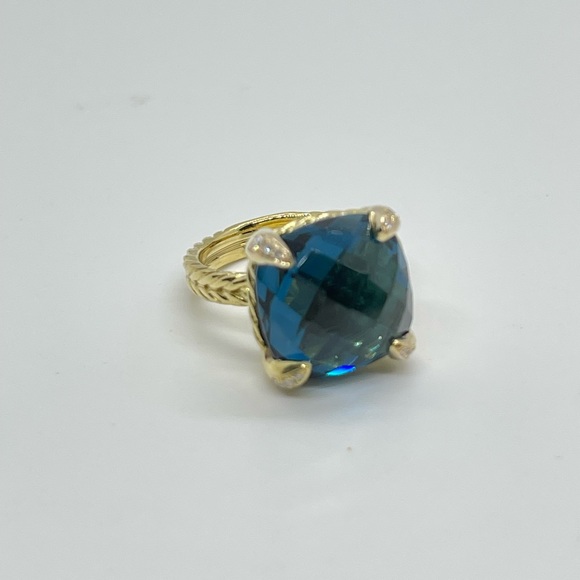 David Yurman Chatelaine Ring 18K Yellow Gold,Hampton Blue Topaz & Diamonds, 14mm - Picture 2 of 9
